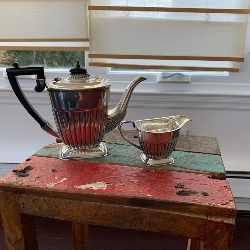 SHEFFIELD SILVER ANTIQUE | coffee pot and creamer